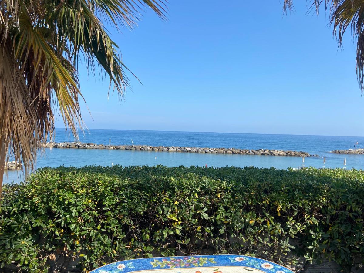 Villa Rita Sea Front View Sanremo - Parcheggio Gratuito In Struttura Eksteriør bilde